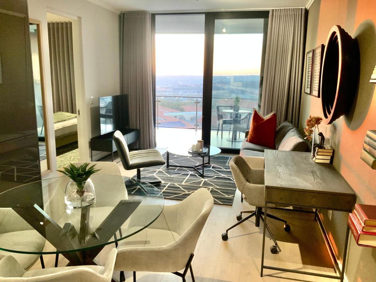 5 Star Elegant Apartments, Ellipse, Waterfall City, Midrand, Johannesburg Exterior foto
